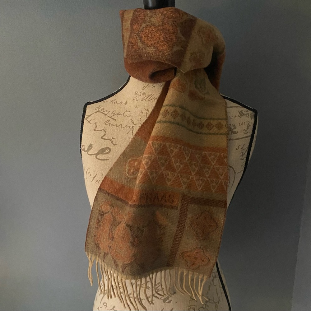 V. FRAAS Scarf 100% Wool Winter Autumnal Fringe Warm Old Money Made In Germany